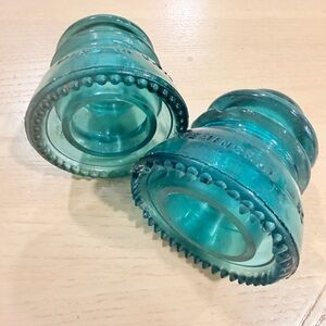 Set 2 Vintage Hemingray No 42 Aqua Antique Glass Insulator USA Teal